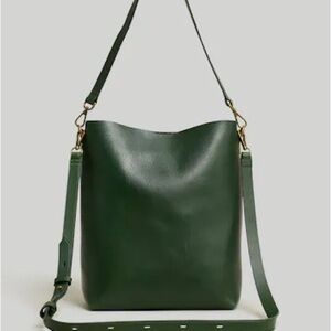 Madewell | Transport Bucket Bag | Forest